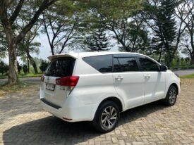 TOYOTA INOVA REBORN G M/T DIESEL 2022