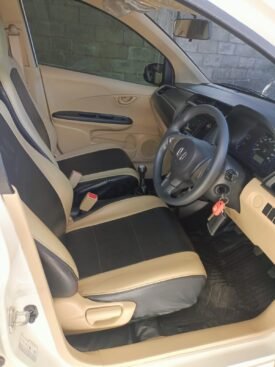 HONDA MOBILIO E M/T 2016