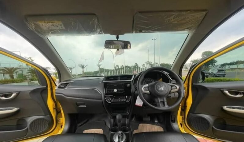 
								HONDA NEW BRIO 1.2 E SATYA A/T 2019 full									